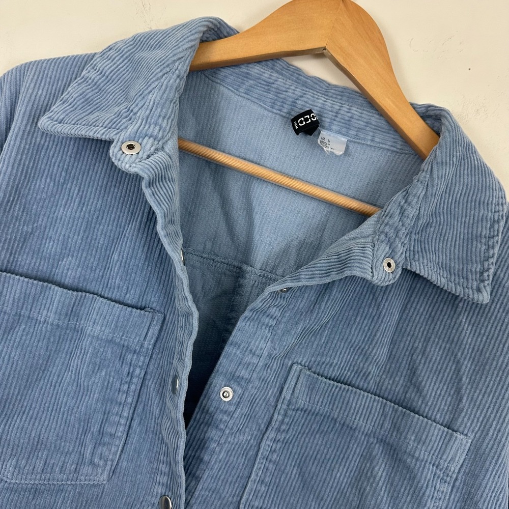 H&M Divided Corduroy Work Shirt Shacket Blue Cotton Duel Pockets Snap Womens L